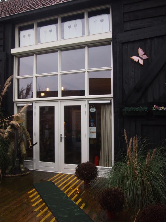 Hotel Kantje Levantje Middelharnis Bagian luar foto
